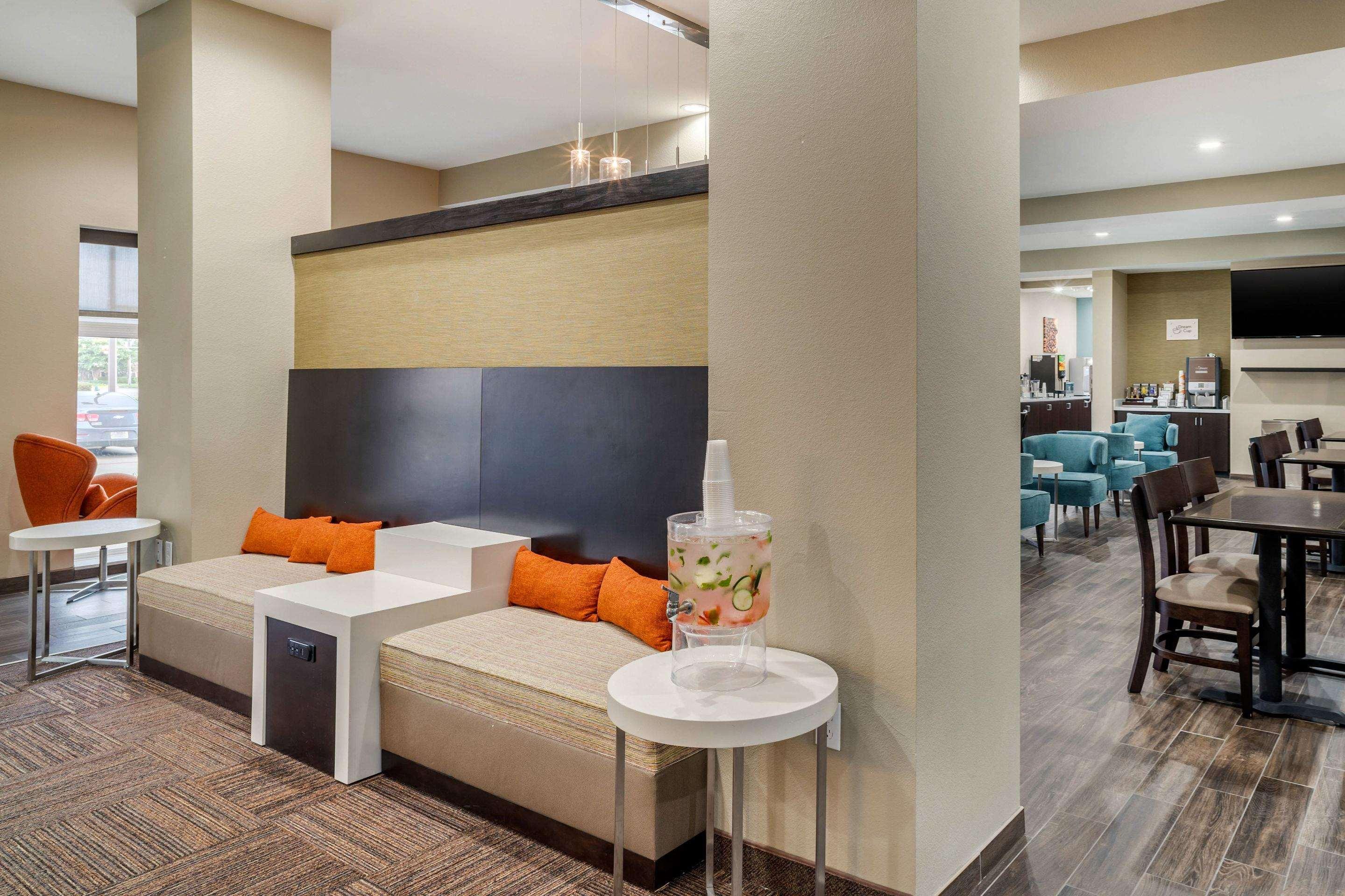 Sleep Inn & Suites Near Westchase Хюстън Екстериор снимка