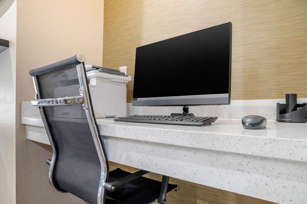 Sleep Inn & Suites Near Westchase Хюстън Съоръжения снимка